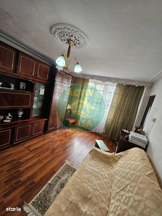 Apartament 2 camere, decomandat, etaj 2