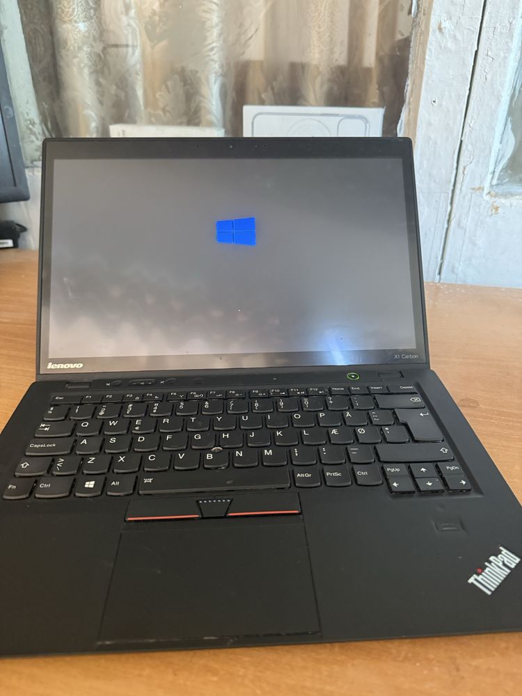 Nootbook 2ta lenavo va hp