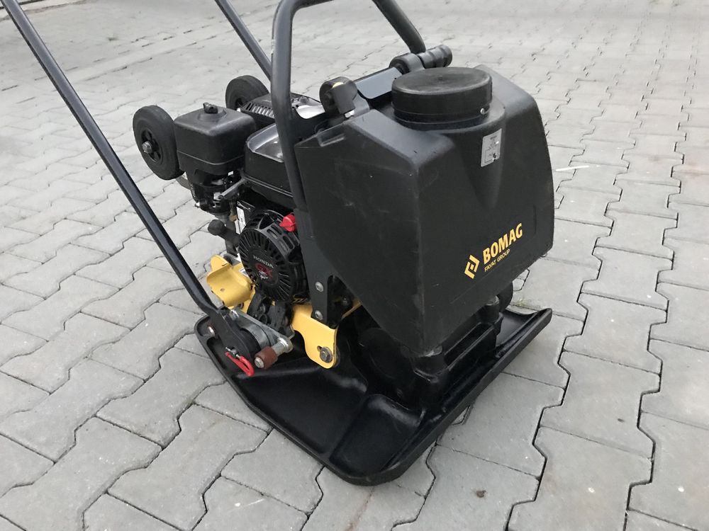 Placa Compactoare Bomag BP 12/50 A de 82 Kg Fabricatie 2021