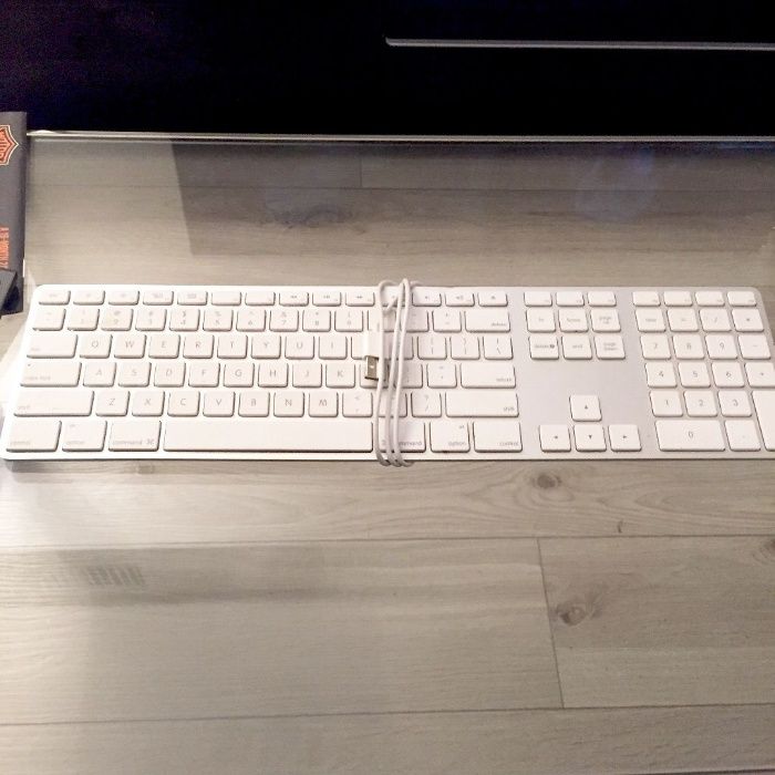 Apple Keyboard клавиатура Ейпъл