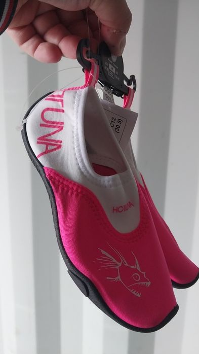 Hot Tuna Papuci Speciali Pentru Nisip