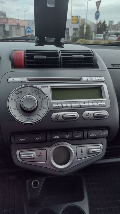 Продавам Ноnda Jazz 1.4