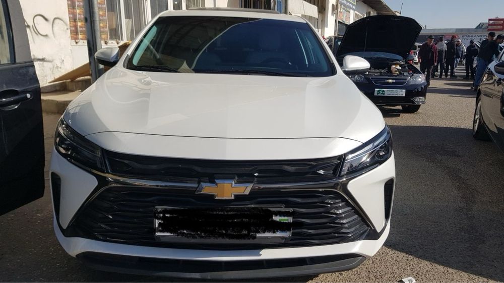 Yangi hollatda radnoy