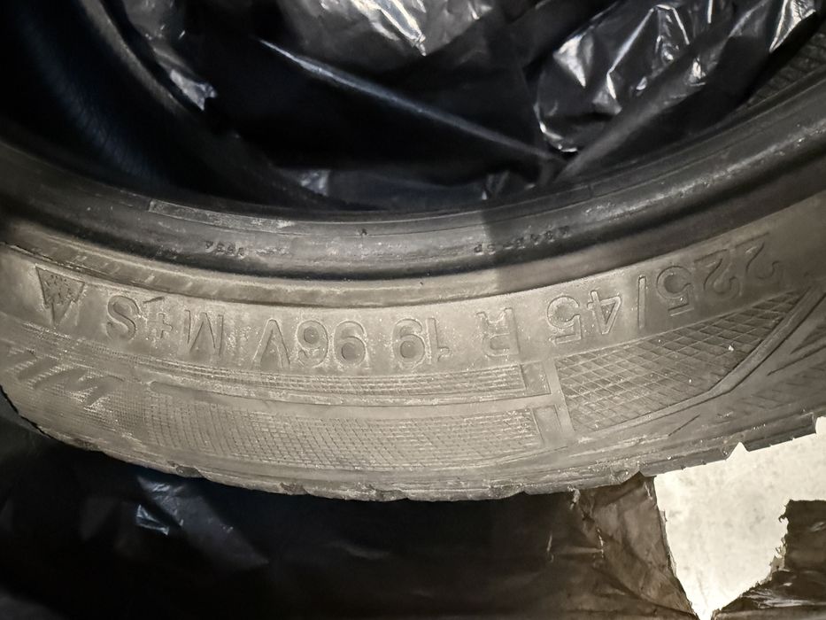 Anvelope Iarna Vredestein