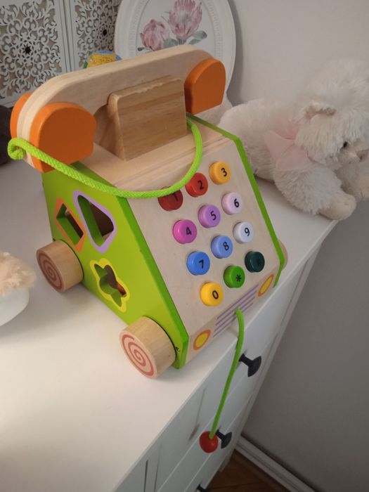 Telefon din lemn