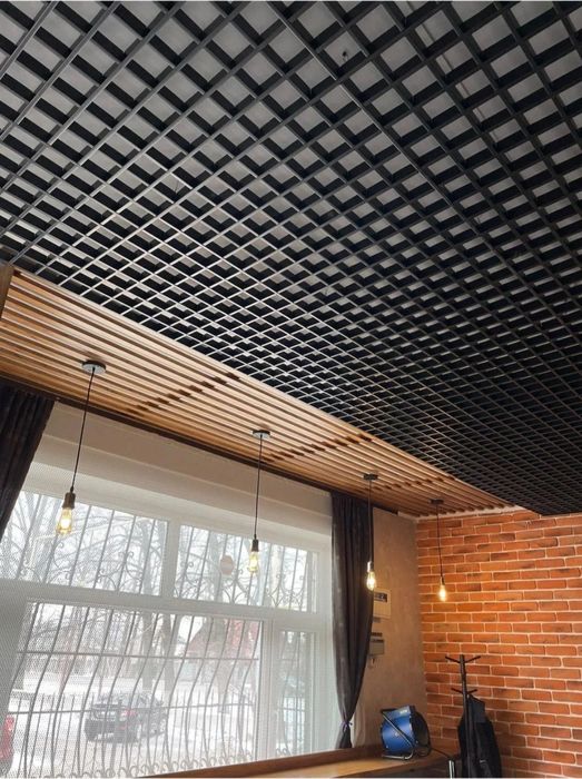 Монтаж фальшпола, ковровой плитки, навесных потолков