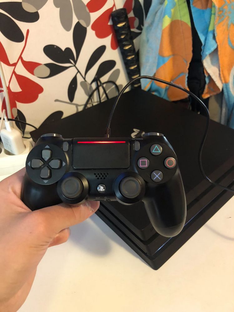 Playstation 4 pro 1T