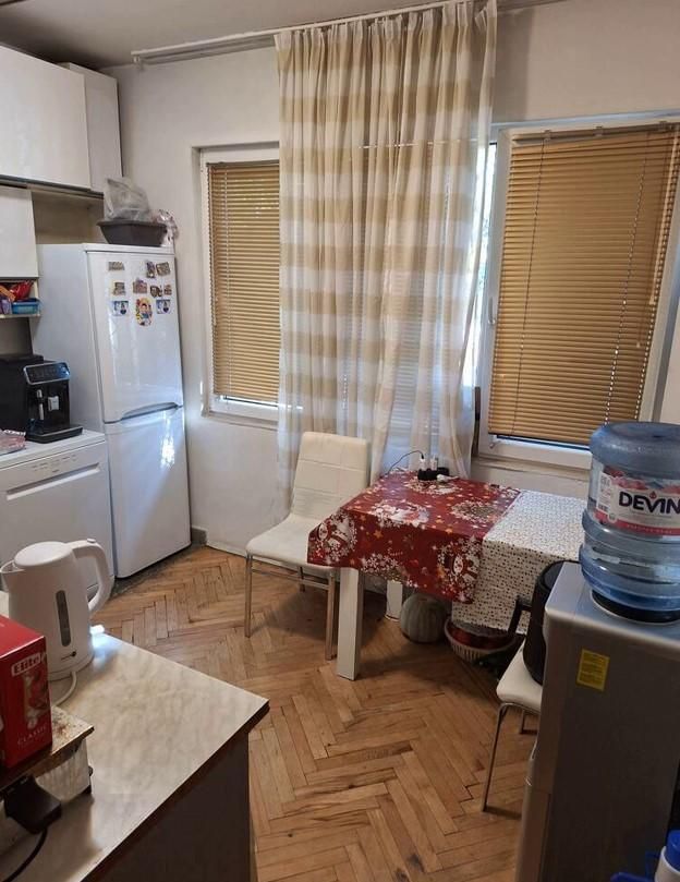 Тристаен апартамент за продажба в ж.к. Красна поляна 2, 2094700