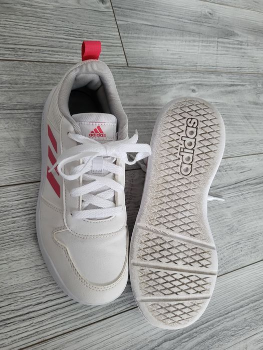 Adidasi ADIDAS, nr. 36