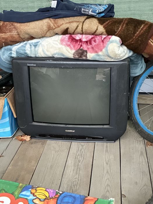 Телевизор  голдстар