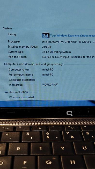 Laptop Compaq mini ,functional,cu bateria buna
