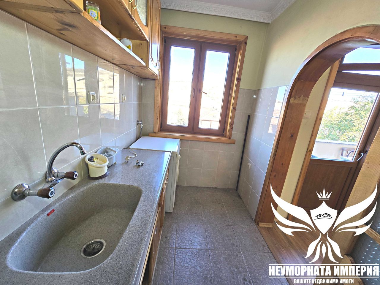 Дава се под наем Тристаен апартамент в Асеновград - 122 кв.м за 255 € - Снимка #11