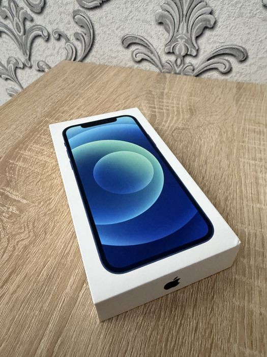 Продается Айфон 12