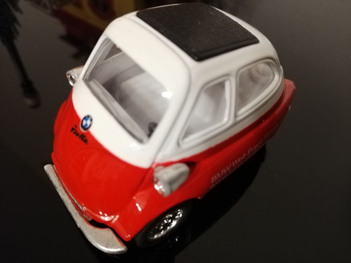 Macheta BMW isetta 1:38 de colectie anii 80