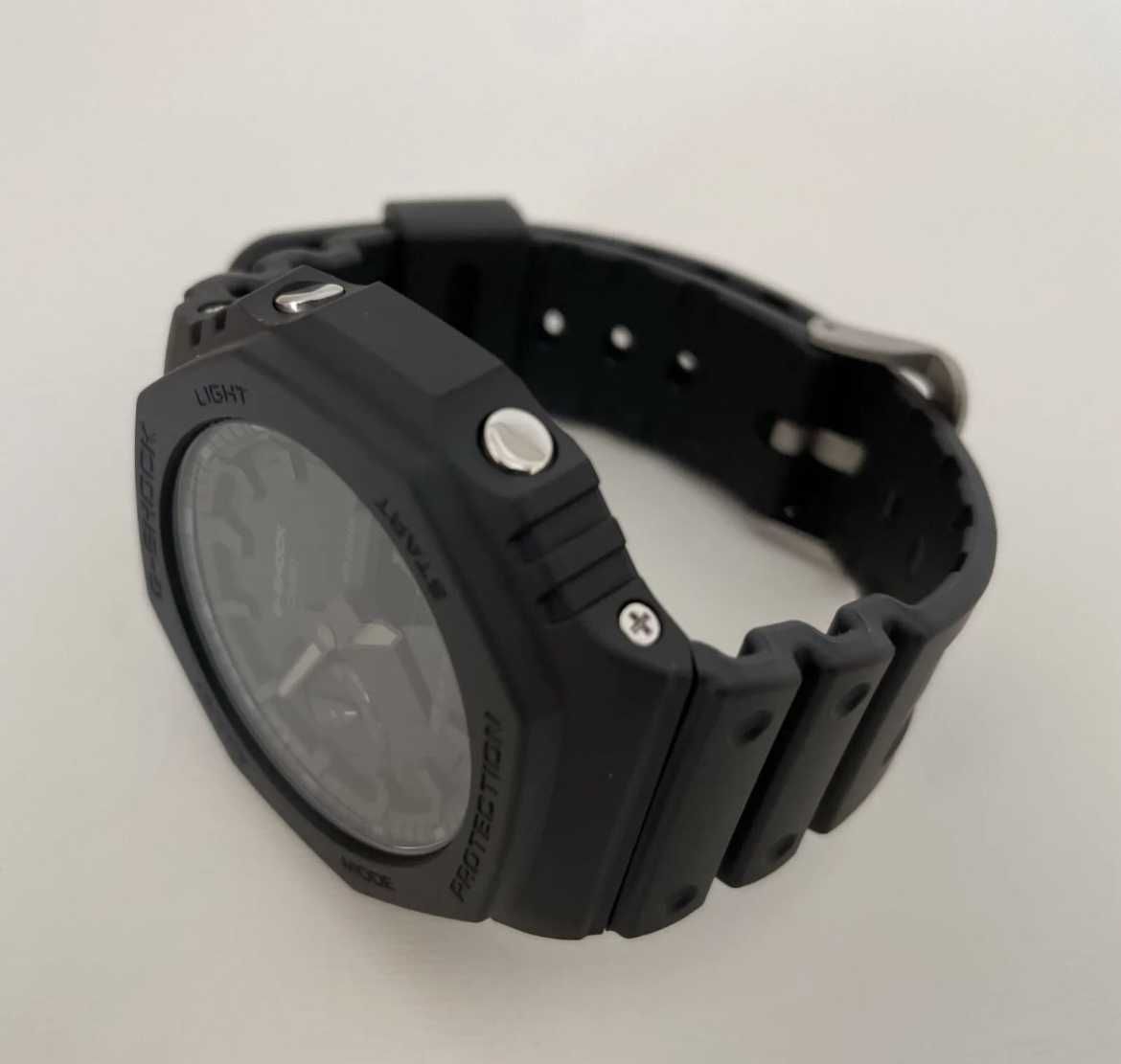 Casio G-Shock серия GA-2100 часовник