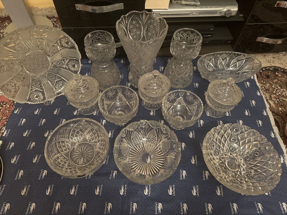 Продается хрустьлная вазы