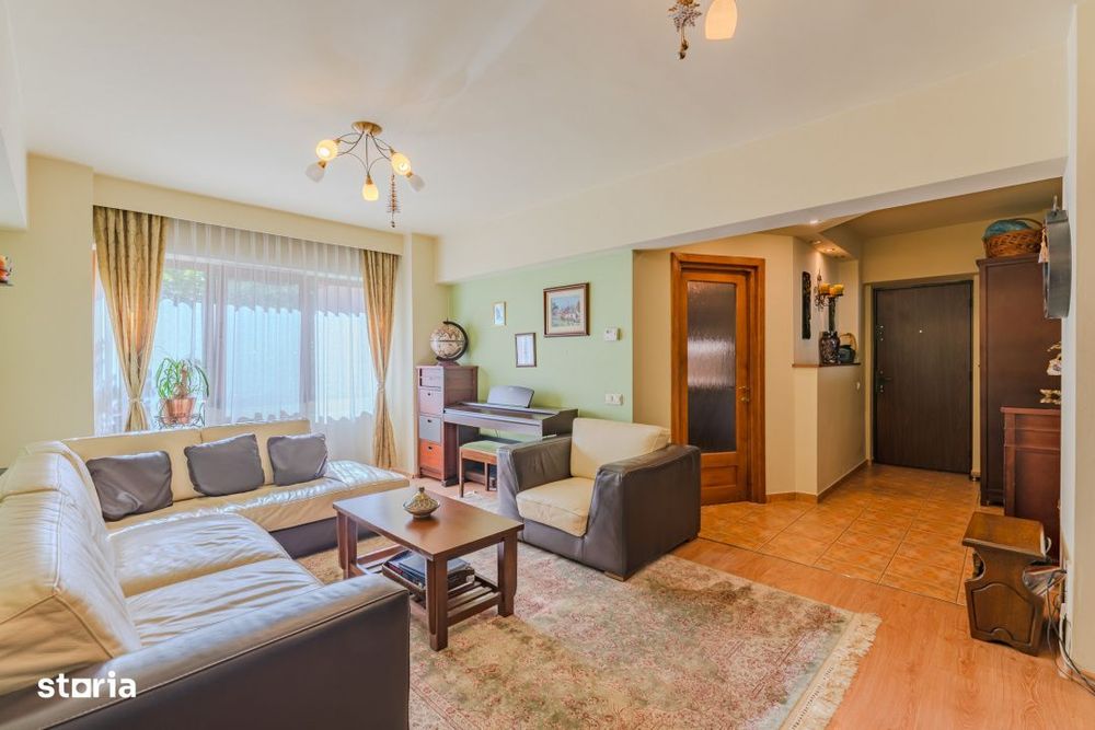 Apartament cozy, 4 camere, Racadau - pietonala