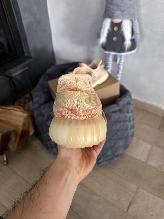 Adidas Yeezy Boost 350 V2 MX Oat