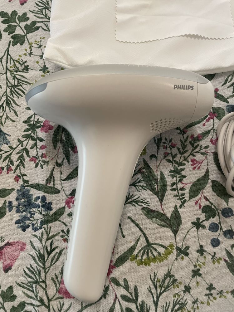 Фотоепилатор Philips Lumea Advanced SC1995/00