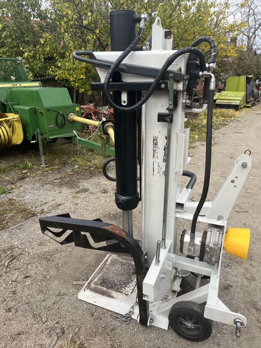 Crepator, despicator lemne 30 tone