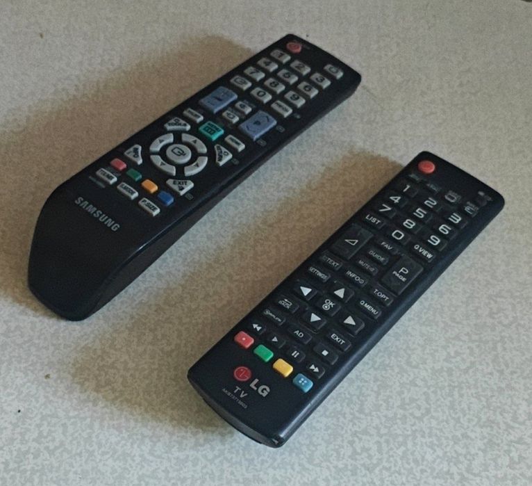 Срочно продам 2 телевизора 32 диогональ