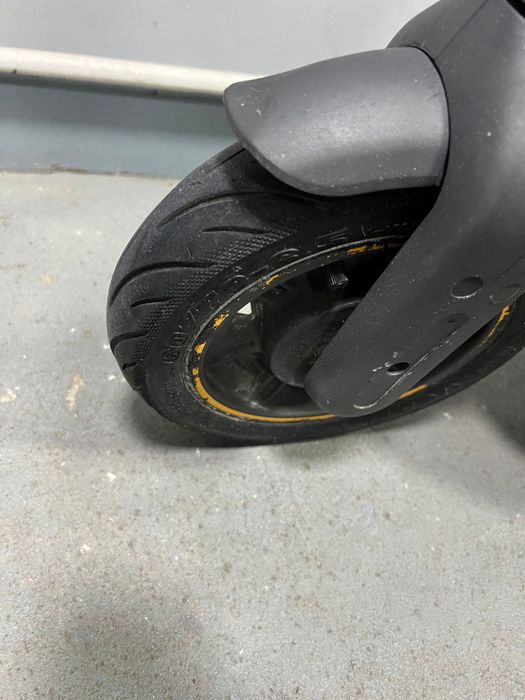 Trotienta electrica Ninebot kickscooter max