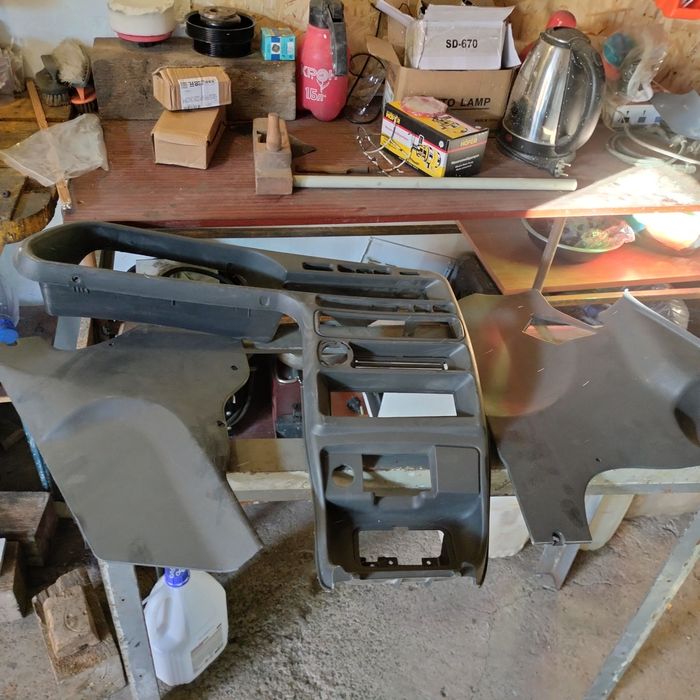 Ваз 2/1/1/4-2/1/1/5, телевизор Ниссан Сани В10, рулевая рейка Лада Гра