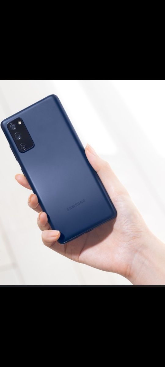 Продам новый Samsung S 20 FE