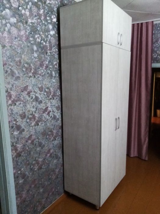 Шкаф плательный1 с андресолью