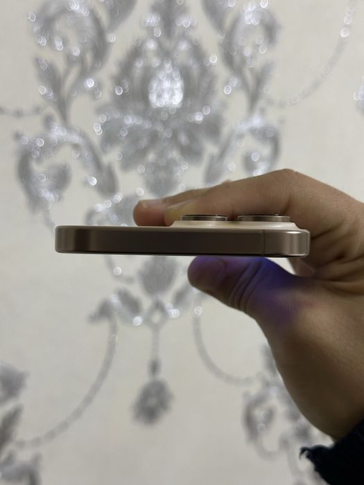 Iphone 16 pro max 256gb 99% yomks