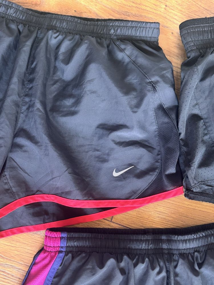 Дамски къси гащи Nike/ S