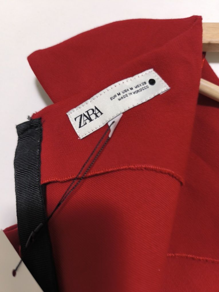 Rochie nouă, cambrată, Zara, M, L, S