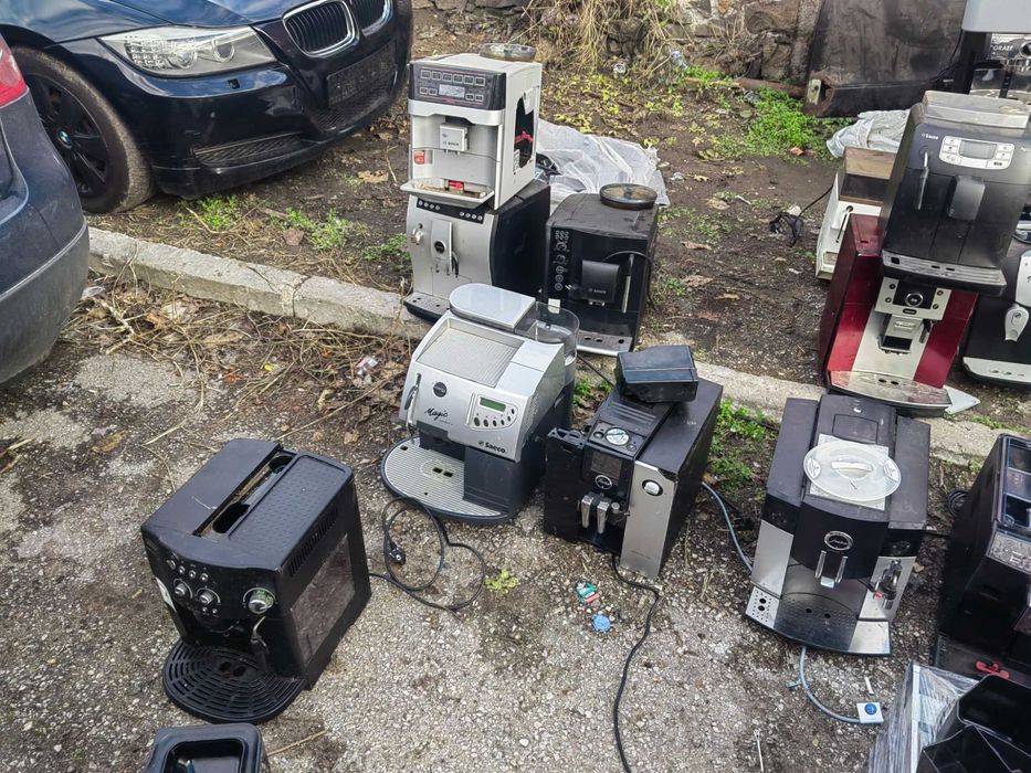 Продавам 60броя кафемашини роботи Делонги, Круп, Нивома, Юра, Филипс,