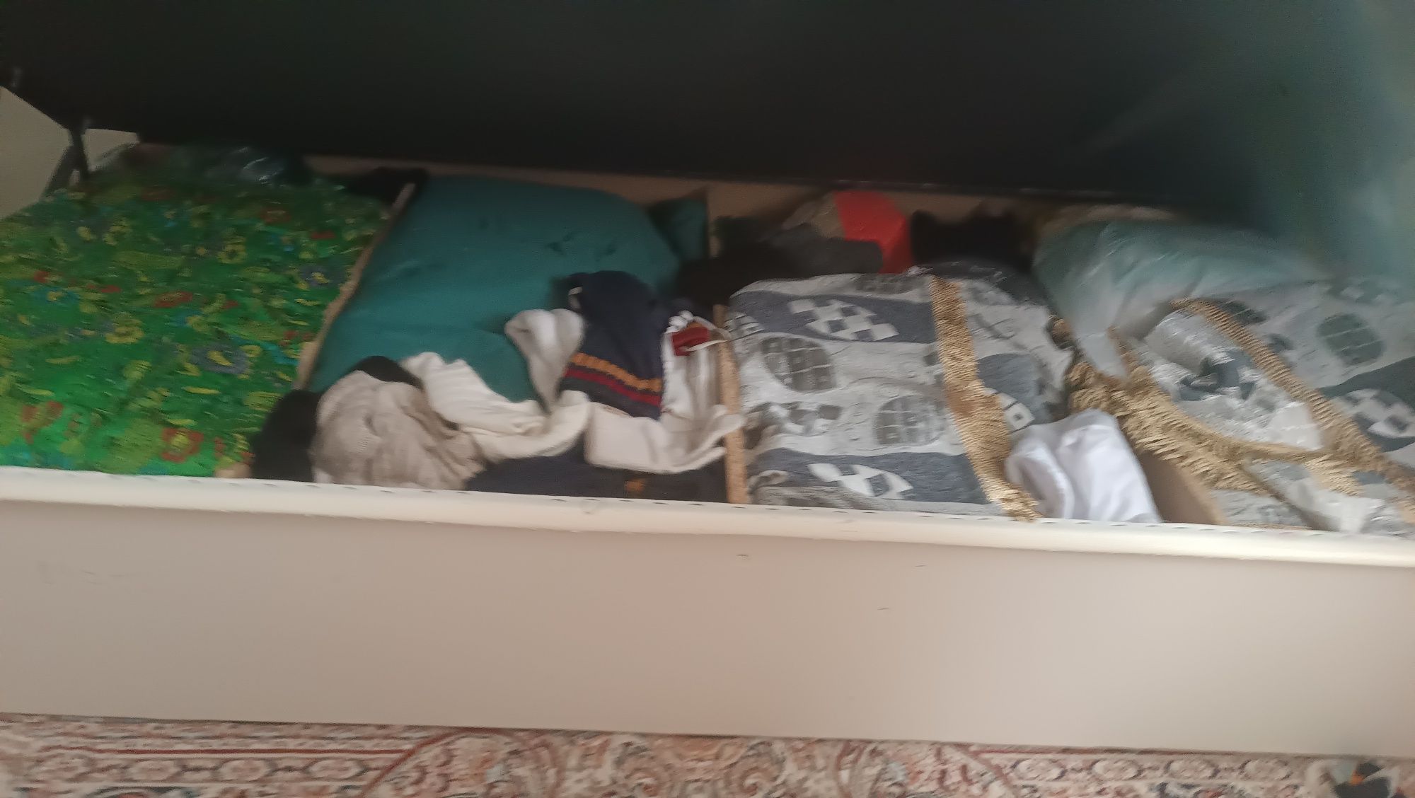 Продам кровать..