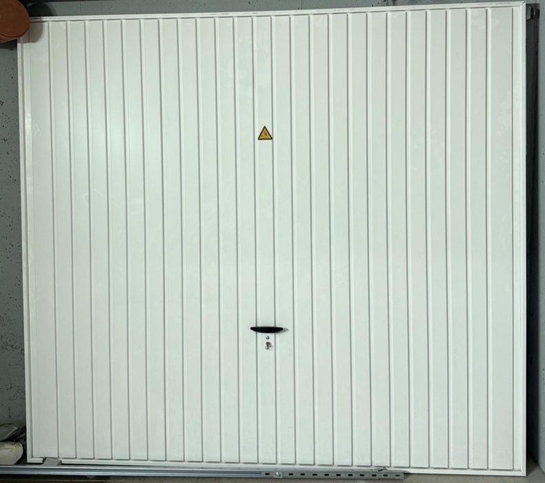 Novoferm крилата гаражна врата 225ш х 200в