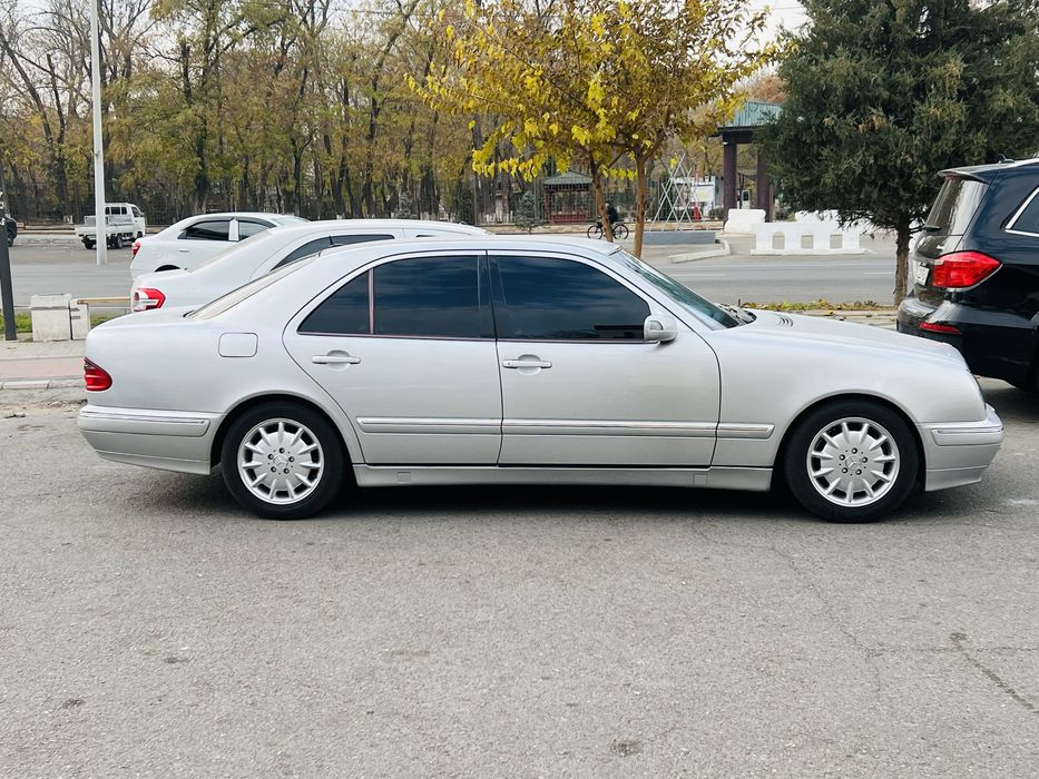 W 210 Restayling sotiladi