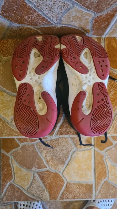 Маратонко Nike AIR Jordan-Джорданки 36 номер