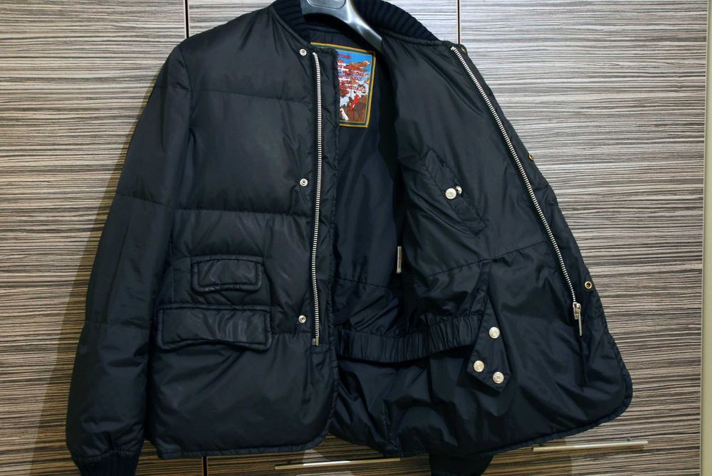 Оригинално зимно яке с гъши пух Dsquared2. Цвят черен. Размер S-M (46)