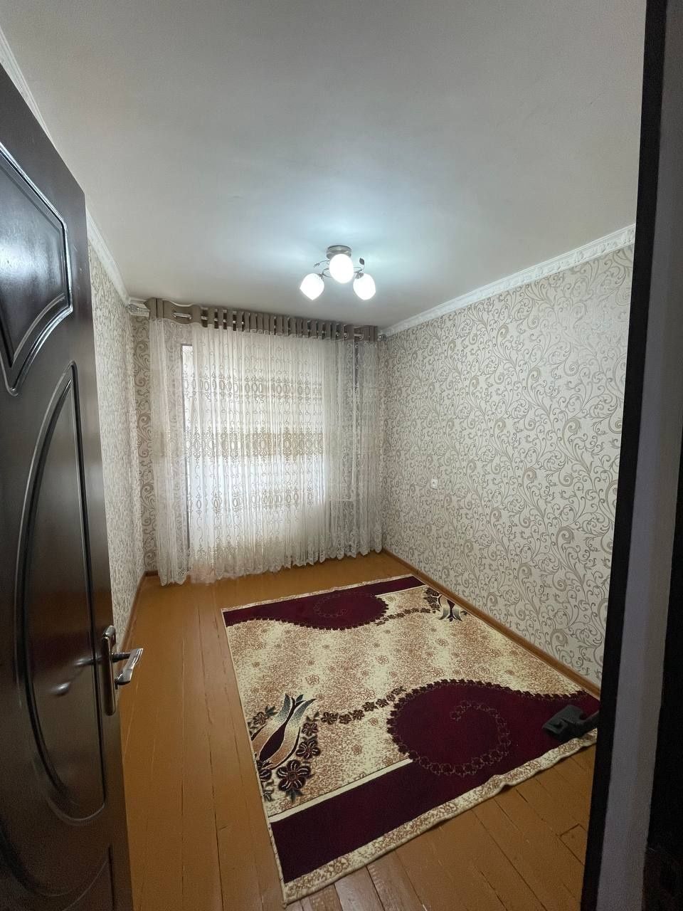 3 xonali uy sotiladi