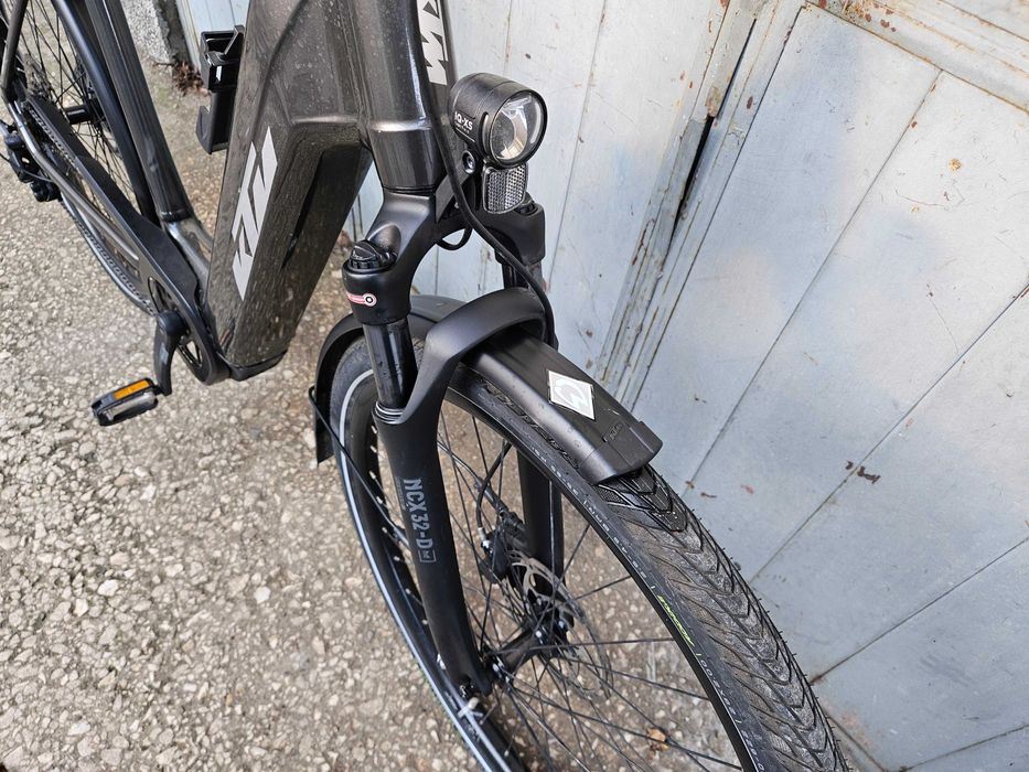 Електрически велосипед 28 цола KTM MACINA SMART SYSTEM-на 75км.