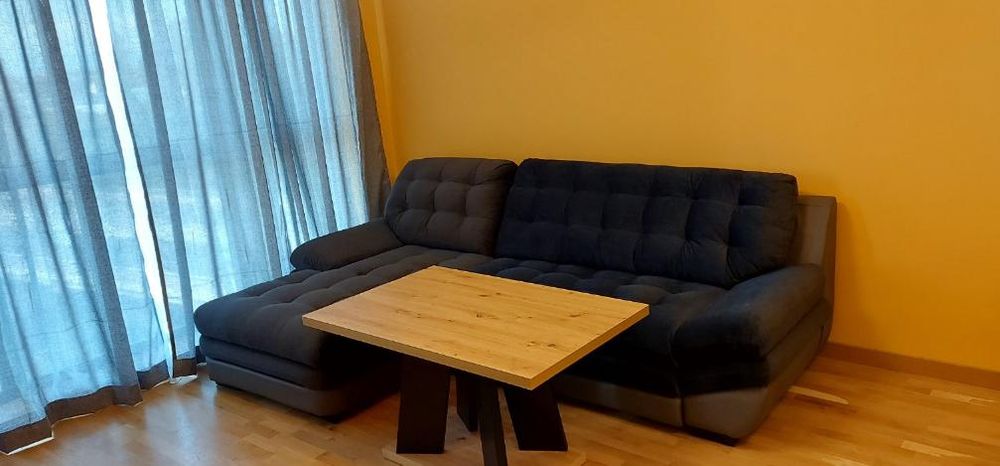 Дава се под наем Двустаен апартамент в Пловдив, Център - 73 кв.м за 450 € - Снимка #2