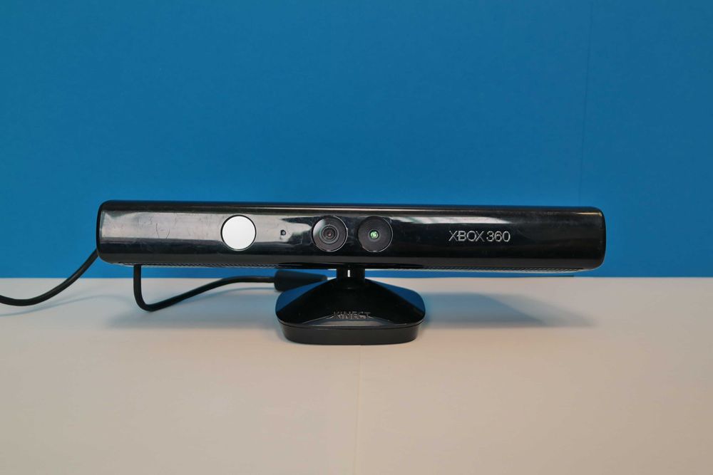 Kinect Xbox 360 cu joc