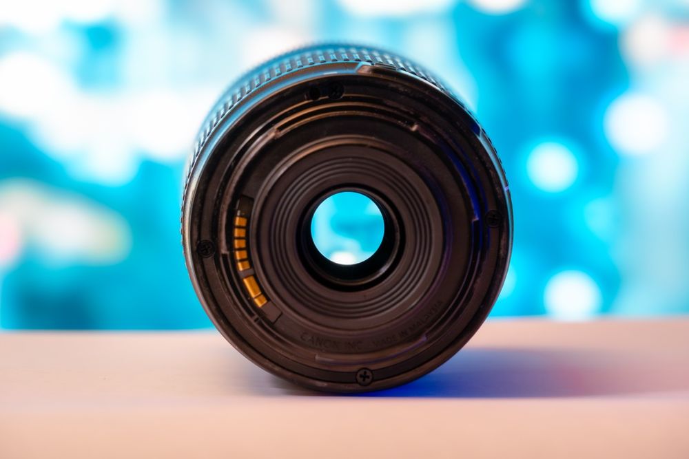 Obiectiv Canon EF-S 55-250mm IS STM + adaptor macro + UV