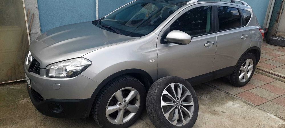 Nissan Qashqai 1.6 dci , 4x4 , Euro 5 , Tekna