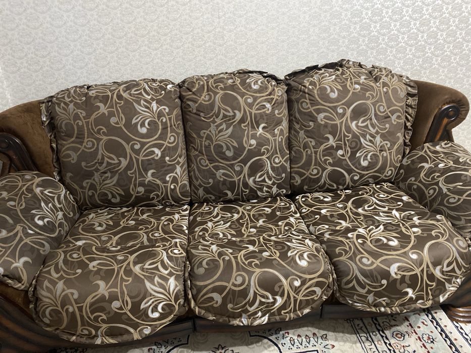 Продам диван мини диван и кресло