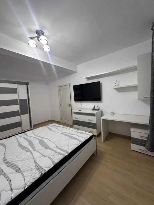 apartament 2 camere Str Revolutiei, centru, 7 Noiembrie, UMF, Spital