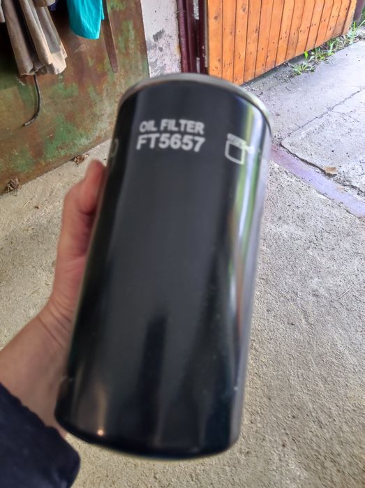 Filtru ulei Iveco Stralis Preț pt 2 buc