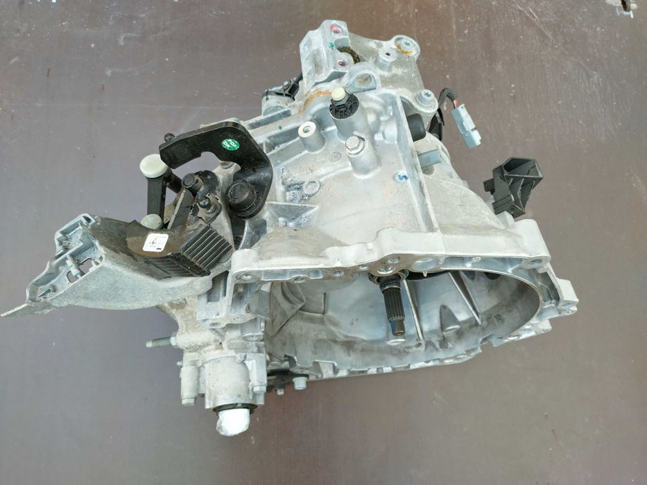 Cutie de viteze motor 1.2 turbo planetara dreapta Opel Crossland 2021