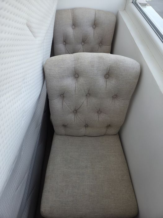 Scaune chesterfield