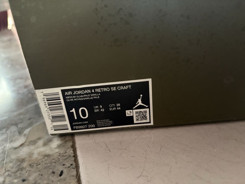 Nike Air Jordan 4